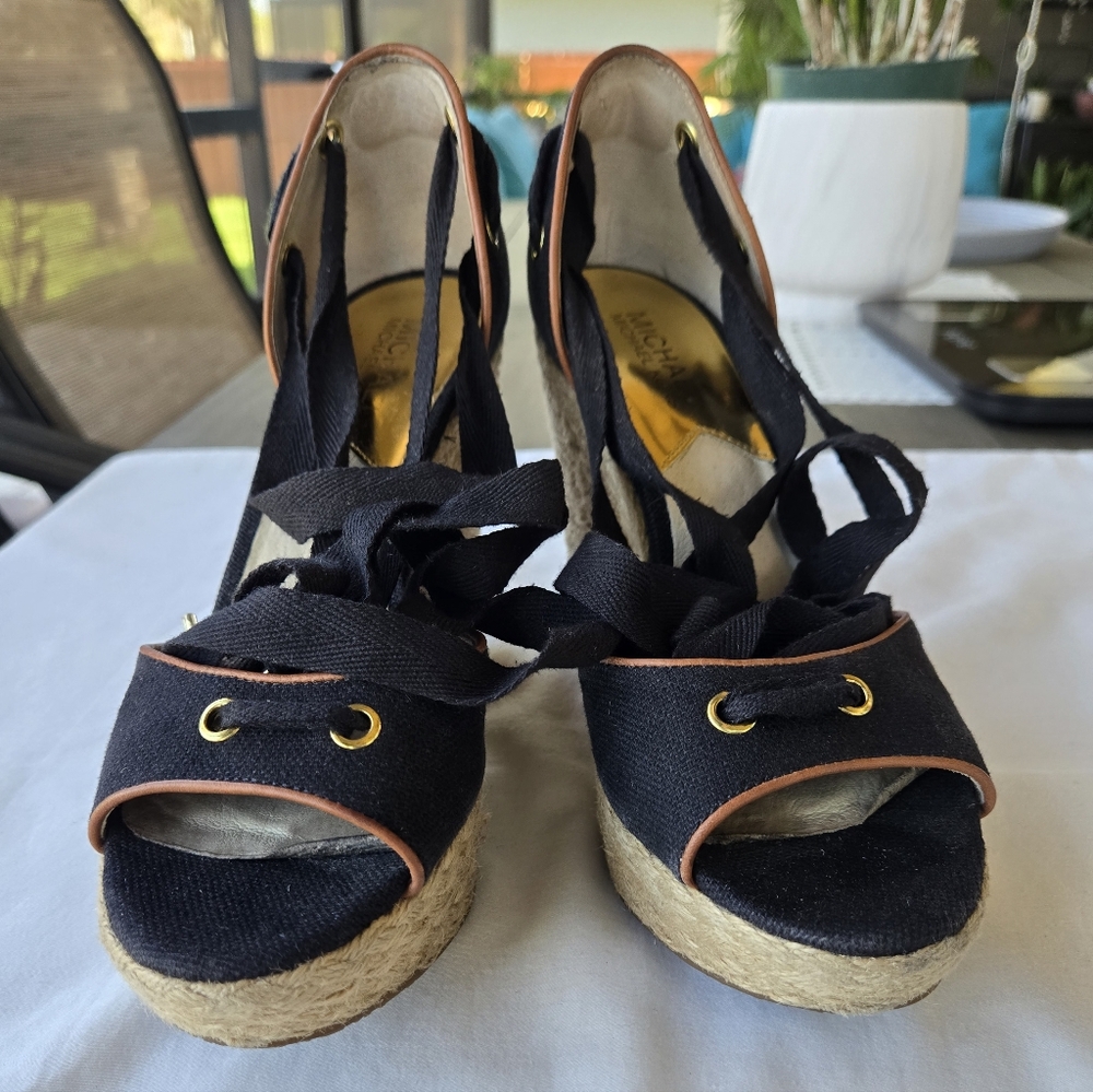 Michael Kors Lilah Black Canvas Lace-Up Platform Espadrille Wedges - Size 7.5